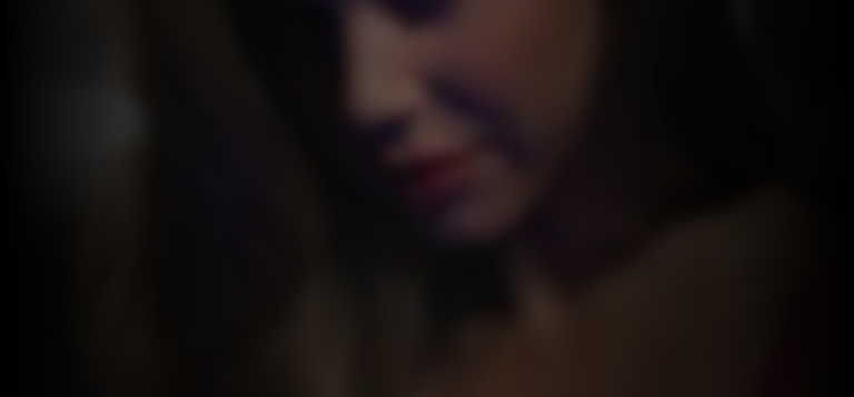 alexis-ren-a0c0bd9b_featured_image_biopic