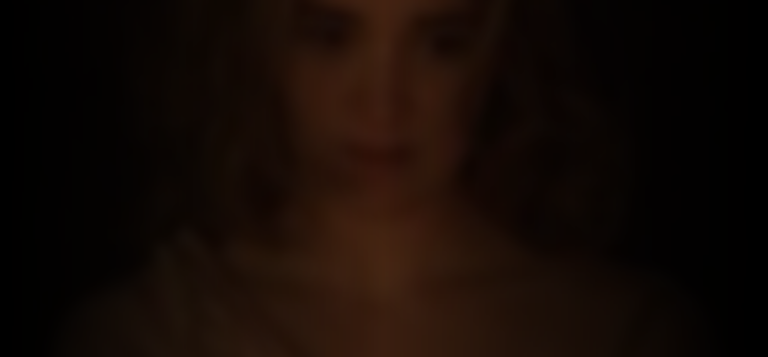 alice-englert-9d23c436_featured_image_biopic