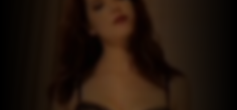 amalia-uys-7185c093_featured_image_biopic