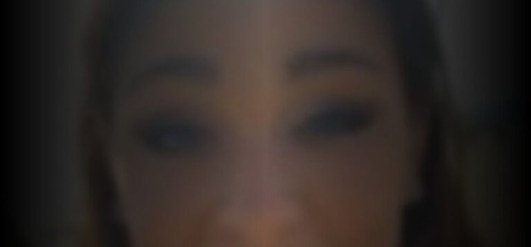 andrea-russett-0a97e570_featured_image_biopic