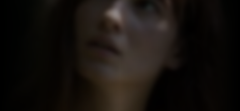 andrea-tivadar-1481b981_featured_image_biopic