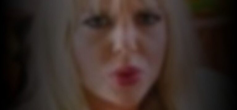 chantal-janzen-918c5675_featured_image_biopic