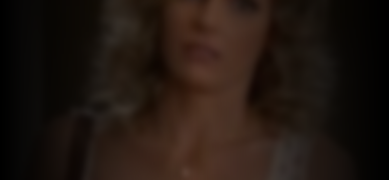 chelsey-crisp-debe6e41_featured_image_biopic
