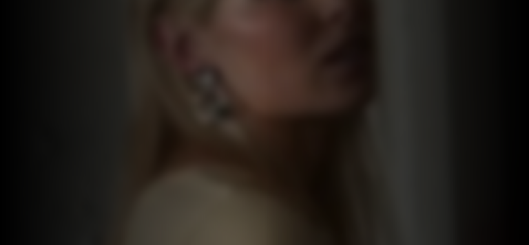 comfort-clinton-8bb353c0_featured_image_biopic