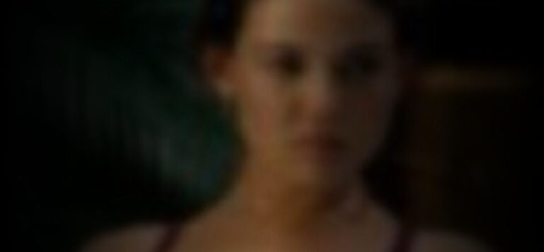 danielle-campbell-e6a5e7a5_featured_image_biopic