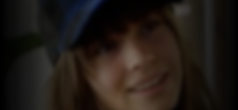 ema-horvath-4b9edaeb_featured_image_biopic