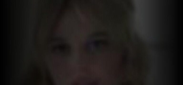 emily-alyn-lind-8eef93bf_featured_image_biopic