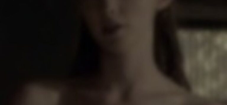 emma-dumont-830f07f5_featured_image_biopic