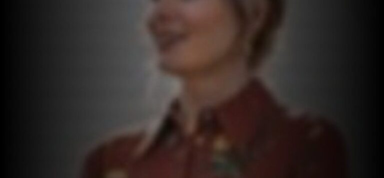 emma-leonard-81bab6b0_featured_image_biopic