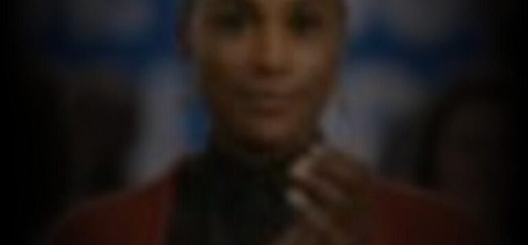 issa-rae-1acd05ca_featured_image_biopic