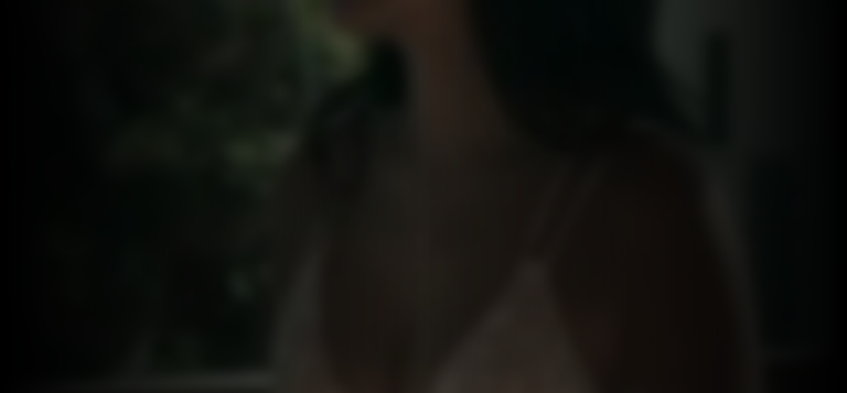 julia-kelly-4cd29a3a_featured_image_biopic
