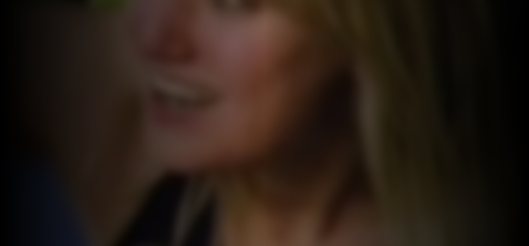 julia-stenke-3563e173_featured_image_biopic