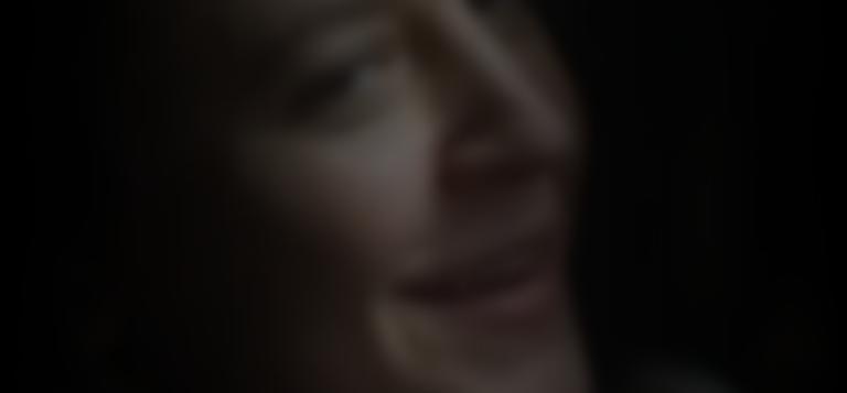 katie-alexander-thom-01e5b50e_featured_image_biopic