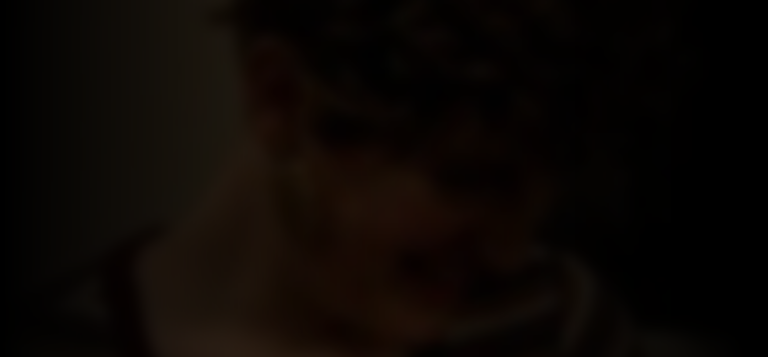 kenzie-elizabeth-f680e3ca_featured_image_biopic
