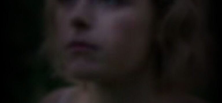 kiernan-shipka-ff4eeaa7_featured_image_biopic