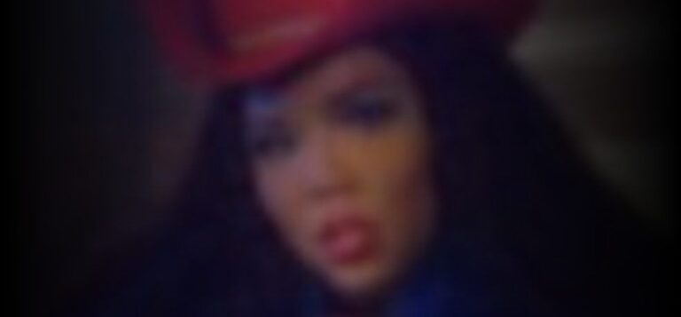 lizzo-63ec6348_featured_image_biopic