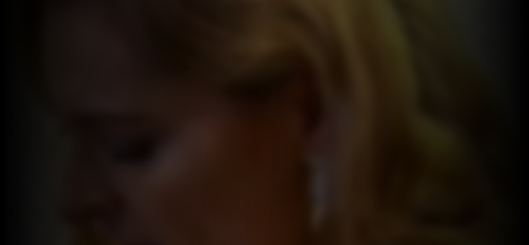 loria-vlies-728999f7_featured_image_biopic