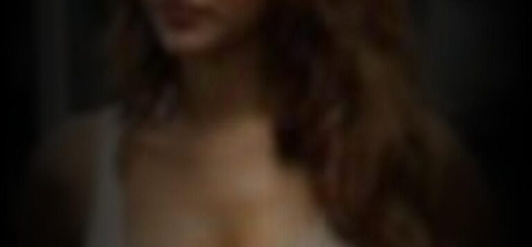 melanie-iglesias-a2e7a3bb_featured_image_biopic
