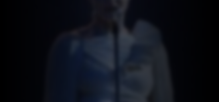 robyn-70bee08d_featured_image_biopic