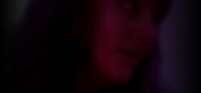 sarah-michelle-cbb7de7f_featured_image_biopic