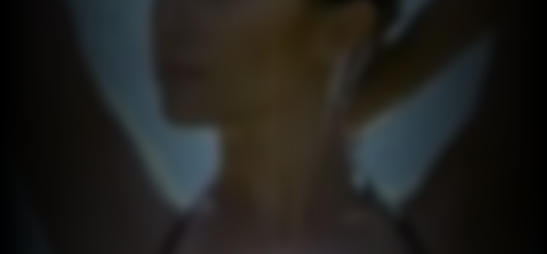 solenn-heussaff-ce7d8018_featured_image_biopic