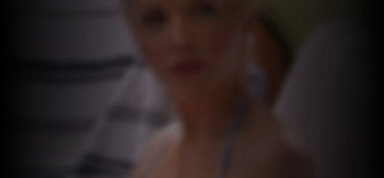 susan-yeagley-56282f3c_featured_image_biopic
