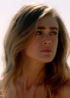 melissa-roxburgh-8beeb554_biopic
