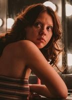 mia-goth-437aebea_biopic