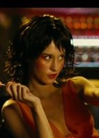 jasmine-lennard-dbc114c6_biopic