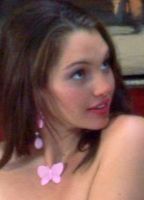 laura-bottrell-8fe4ebbe_biopic