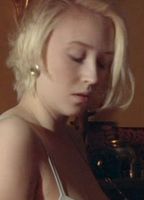lily-loveless-fcc9ca26_biopic
