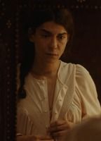 lubna-azabal-6abcc36c_biopic