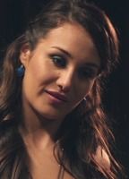 chloe-goodman-cae4a013_biopic