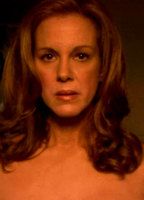 Elizabeth Perkins